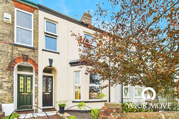 3 Bedroom Terraced House For Sale In Carlton Road, Lowestoft, Suffolk, NR33