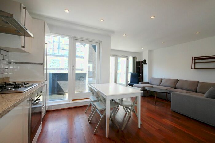 3 Bedroom Flat To Rent In Hackney Road, Shoreditch, London, E2