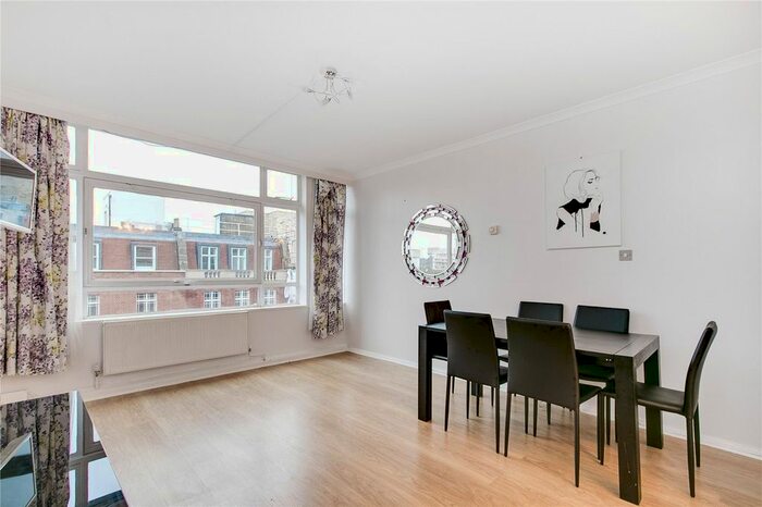 3 Bedroom Flat To Rent In Great Portland Street, London, W1W