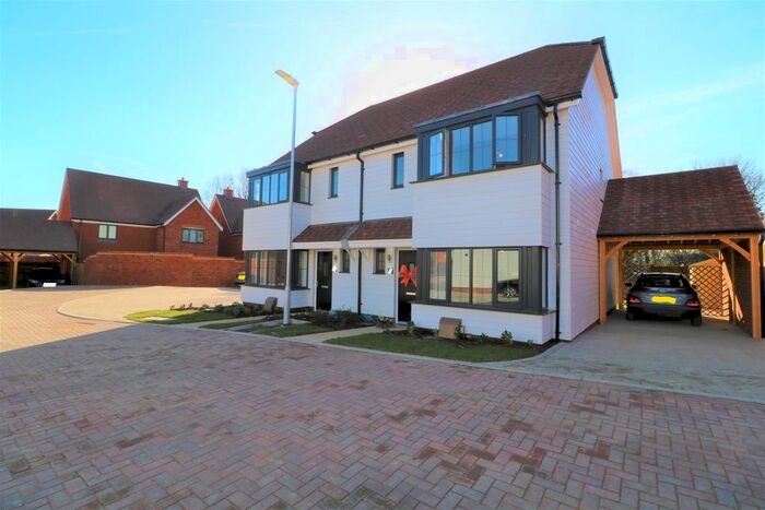 3 Bedroom Semi-Detached House To Rent In Stitchworth Lane, Ashford, TN24