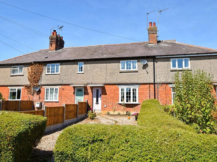 2 Bedroom Terraced House For Sale In Brackley Road, Towcester, NN12