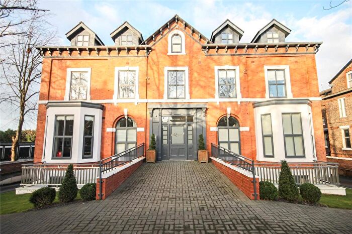 2 Bedroom Flat To Rent In The Beeches, Didsbury, Manchester, M20