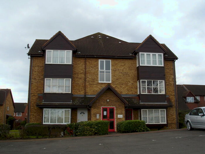 Studio To Rent In Cambrian Green, Snowdon Drive, Colindale, NW9
