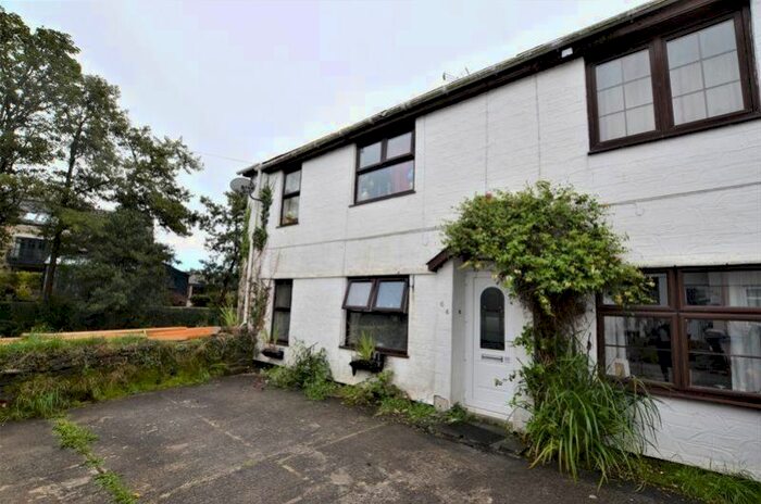 1 Bedroom Flat For Sale In Riverside Court, Quay Street, Lostwithiel, Cornwall, PL22