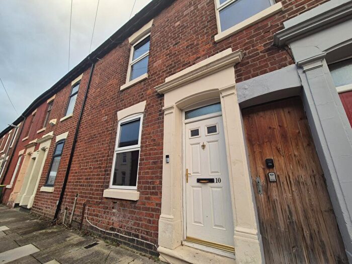 3 Bedroom Terraced House For Sale In Henderson Street, Preston, PR1
