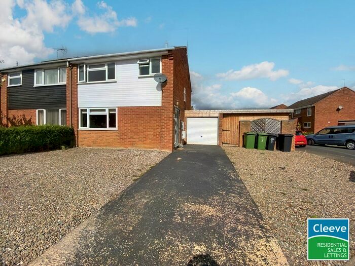 3 Bedroom Semi-Detached House To Rent In Homestead Close, Bredon, Tewkesbury, GL20
