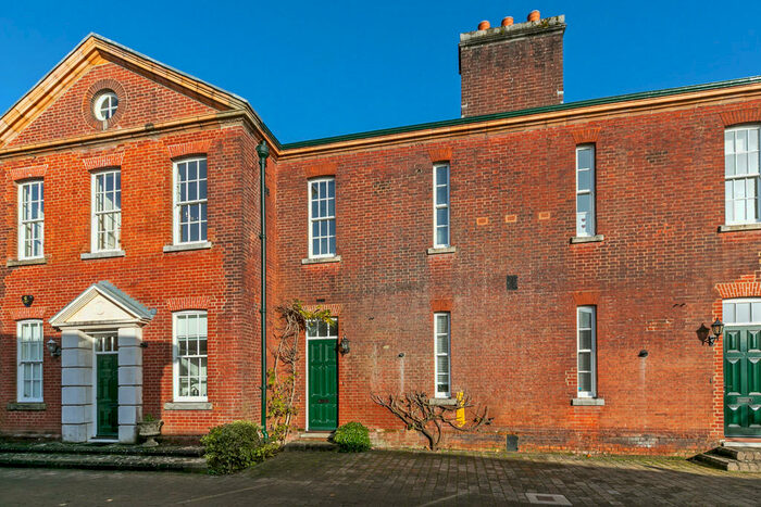 2 Bedroom Terraced House To Rent In Archery Lane, Winchester, SO23