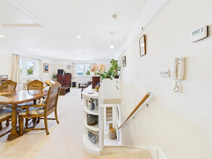 2 Bedroom Apartment For Sale In Westbourne Road, Broomhill, Sheffield, S10