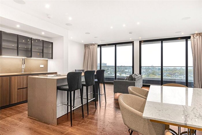 3 Bedroom Flat To Rent In Finchley Road, London, NW3