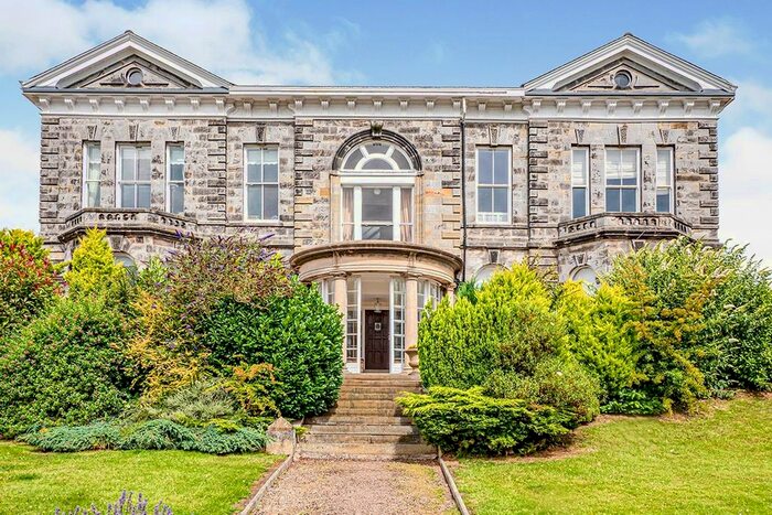 3 Bedroom Flat To Rent In Hall Park Close, Scalby, Scarborough, North Yorkshire, YO13