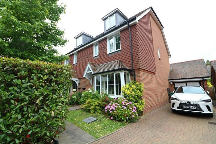 3 Bedroom Semi-Detached House To Rent In Marley Rise, Dorking, RH4