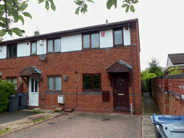 2 Bedroom End Of Terrace House To Rent In Lark Close, Maypole, Birmingham, B14