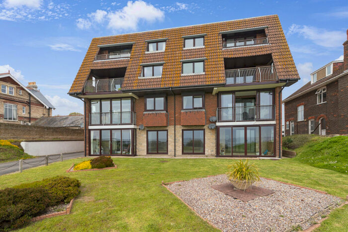 2 Bedroom Flat To Rent In Greenhill - Weymouth, DT4