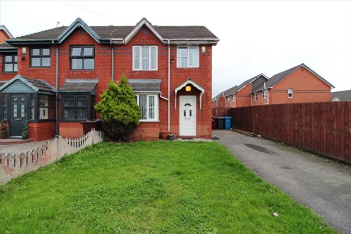 3 Bedroom Semi-Detached House For Sale In Leeside Avenue, Southdene, Kirkby, L32