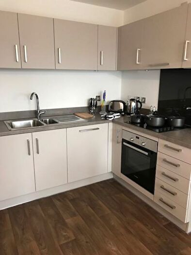2 Bedroom Apartment To Rent In Lexington Gardens, Birmingham, B15