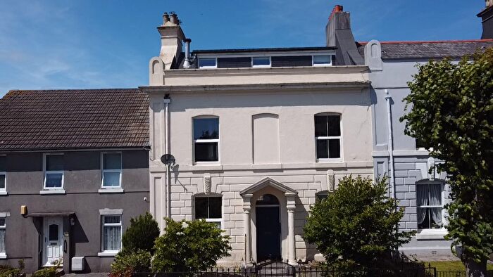 1 Bedroom Apartment To Rent In Haddington Road, Plymouth, PL2
