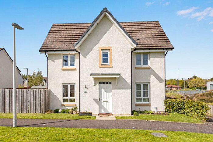 3 Bedroom Semi Detached House For Sale In Howatston Court, Livingston, EH54
