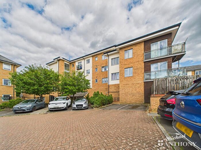 2 Bedroom Flat To Rent In Radstock Crescent, Milton Keynes, MK10