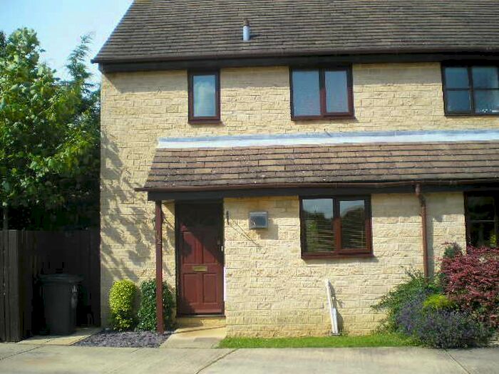 2 Bedroom Semi-Detached House To Rent In Manor Road, Cogges, Witney, Oxon, OX28