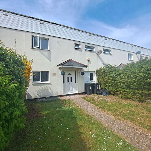 3 Bedroom Terraced House To Rent In Frobisher Close, Gosport, PO13