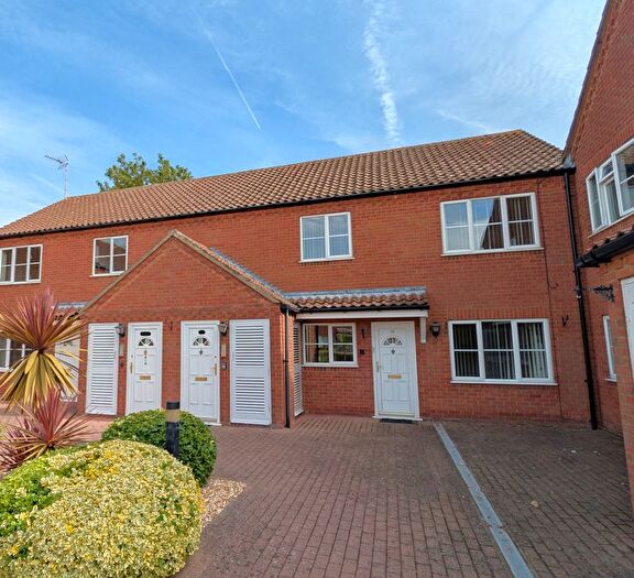 1 Bedroom Flat For Sale In Sutton Court, Skegness, PE25
