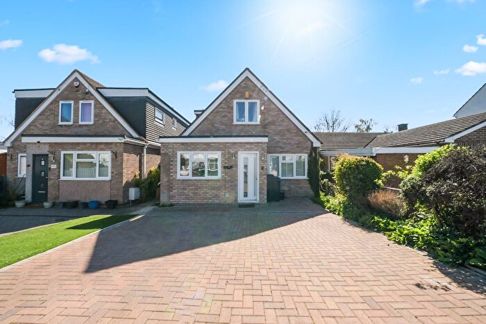 4 Bedroom Detached Bungalow For Sale In Laurel Avenue, Gravesend, DA12