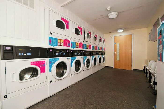 1 Bedroom Flat For Sale In Edward Street, Sheffield, S3