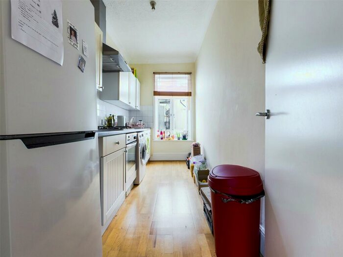 2 Bedroom Apartment To Rent In St Georges Road, Kemptown, Brighton, BN2