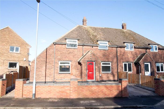3 Bedroom Semi-Detached House For Sale In Bennett Road, Scunthorpe, Lincolnshire, DN16
