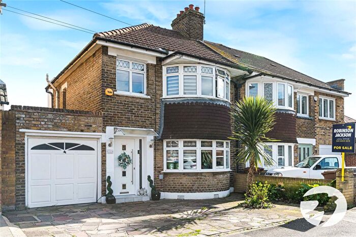 3 Bedroom Semi Detached House For Sale In Selsey Crescent, South Welling, Kent, DA16