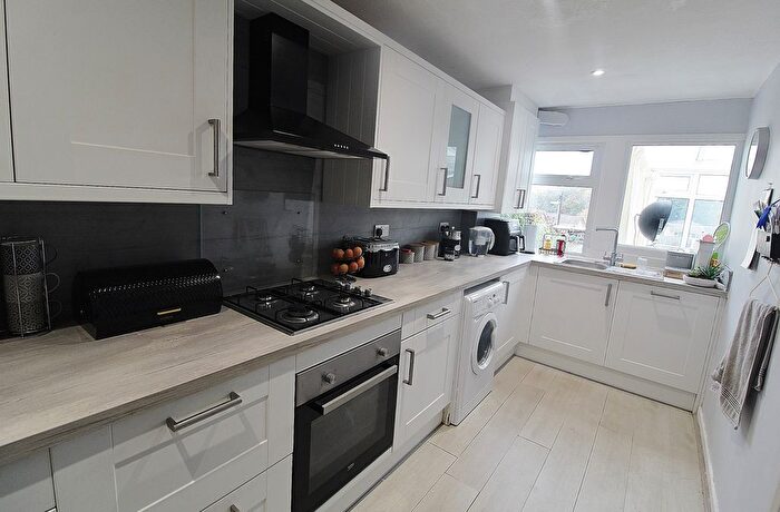 3 Bedroom Terraced House For Sale In Kennedy Close, Purbrook, Waterlooville, PO7