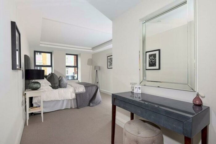 2 Bedroom Flat To Rent In Lordship Lane, SE22