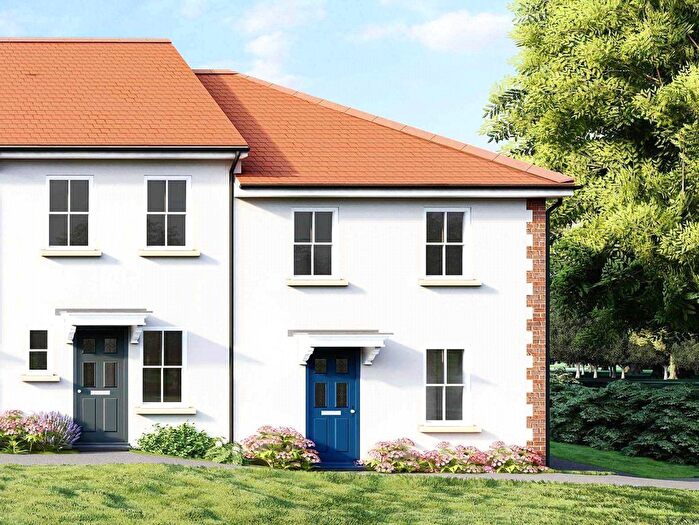 3 Bedroom Semi Detached House For Sale In Lacey Avenue, Bideford, Devon, EX39