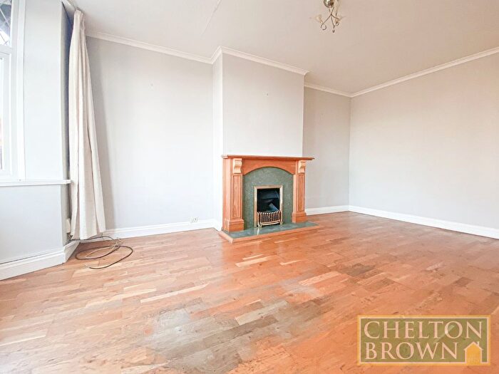 2 Bedroom Bungalow For Sale In Yelvertoft Road, Kingsthorpe, Northampton, NN2