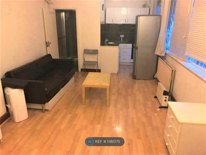 Studio To Rent In Worship Street, London, EC2A