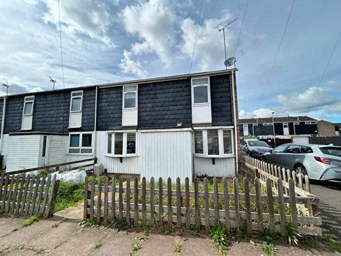 3 Bedroom Town House For Sale In Outwood Close, Leicester, Leicester City, LE3