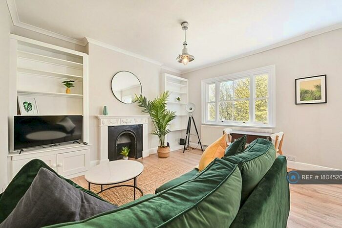 2 Bedroom Flat To Rent In Buckingham Road, Brighton, BN1