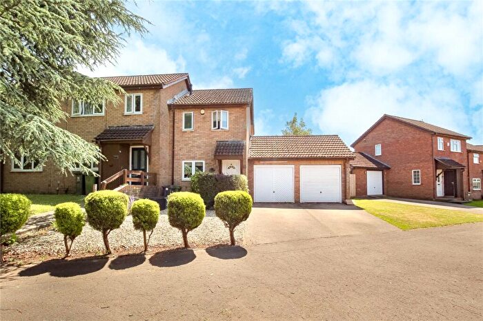 2 Bedroom End Of Terrace House For Sale In Brynheulog, Pentwyn, Cardiff, CF23