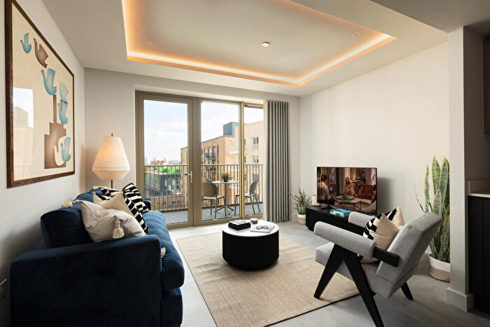 Studio To Rent In Linear Place, Wandsworth, London, SW11