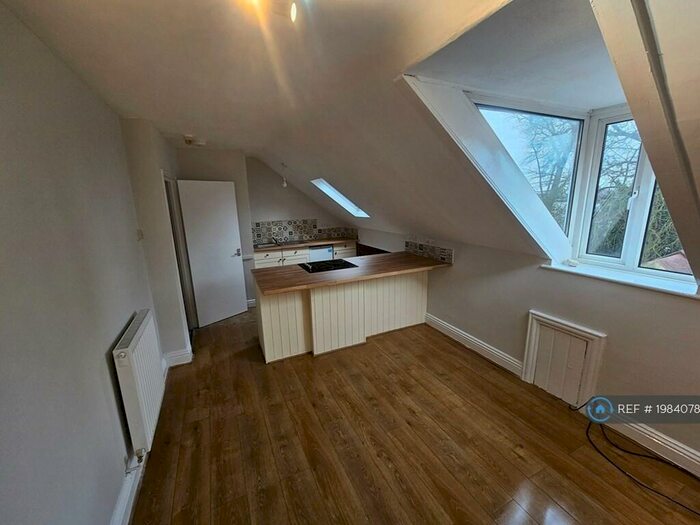 1 Bedroom Flat To Rent In Southend Avenue, Darlington, DL3