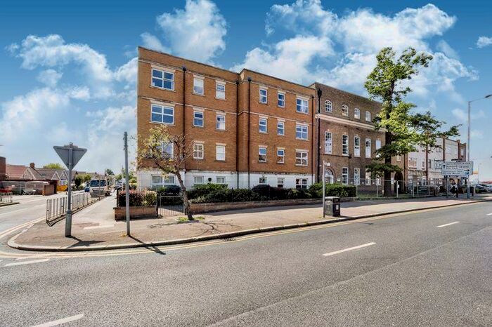 2 Bedroom Flat To Rent In Cirrus Court, St. Marys Lane, Upminster, RM14
