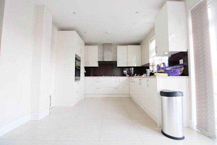 3 Bedroom End Of Terrace House To Rent In Gainsborough Gardens, Edgware, HA8