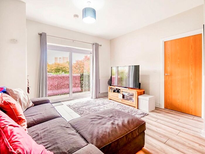 1 Bedroom Flat For Sale In Fairfax Drive, Prospects Place, SS0