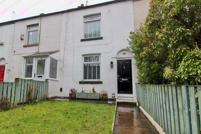 2 Bedroom Property To Rent In Lower Moss Lane, Whitefield, Manchester, M45