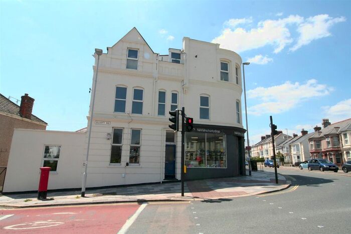 2 Bedroom Flat To Rent In Embankment Road, Prince Rock, Plymouth, PL4