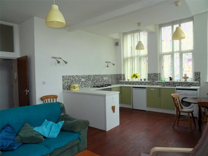 2 Bedroom Apartment To Rent In Paradise Street, Bradford, West Yorkshire, BD1