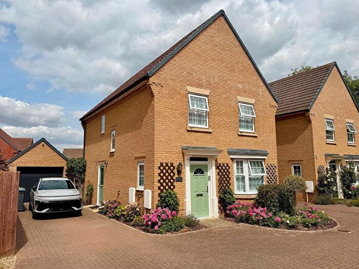4 Bedroom Detached House For Sale In Gilbert Road, Saxmundham, IP17