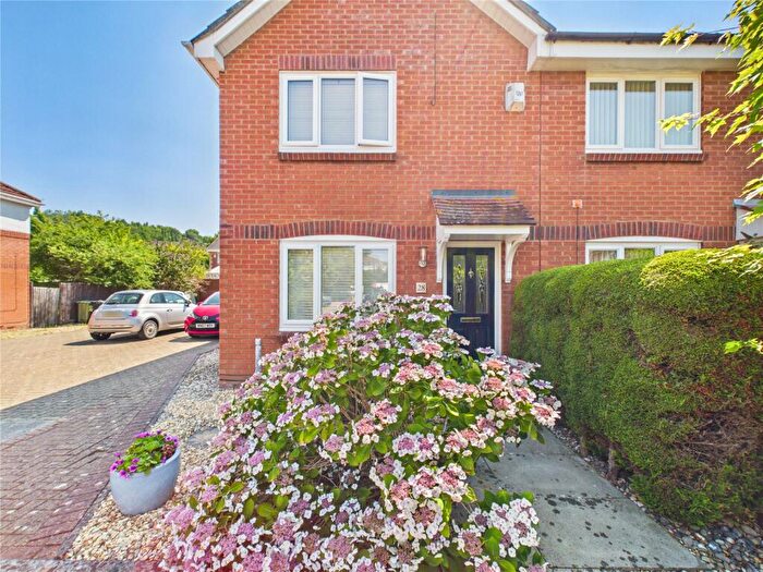 3 Bedroom End Of Terrace House For Sale In Burgess Green Close, Bristol, BS4