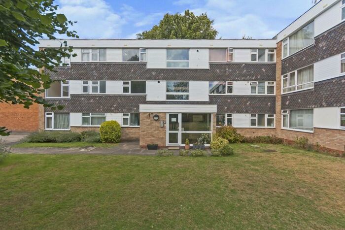 2 Bedroom House To Rent In Milcote Road, Solihull, B91