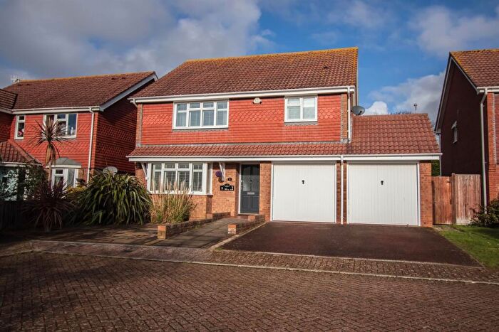 4 Bedroom House For Sale In Went Hill Park, BN25